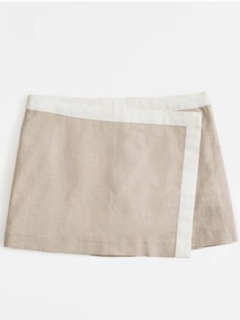 Abercrombie & Fitch Color Block Mini Skort in Beige & White
